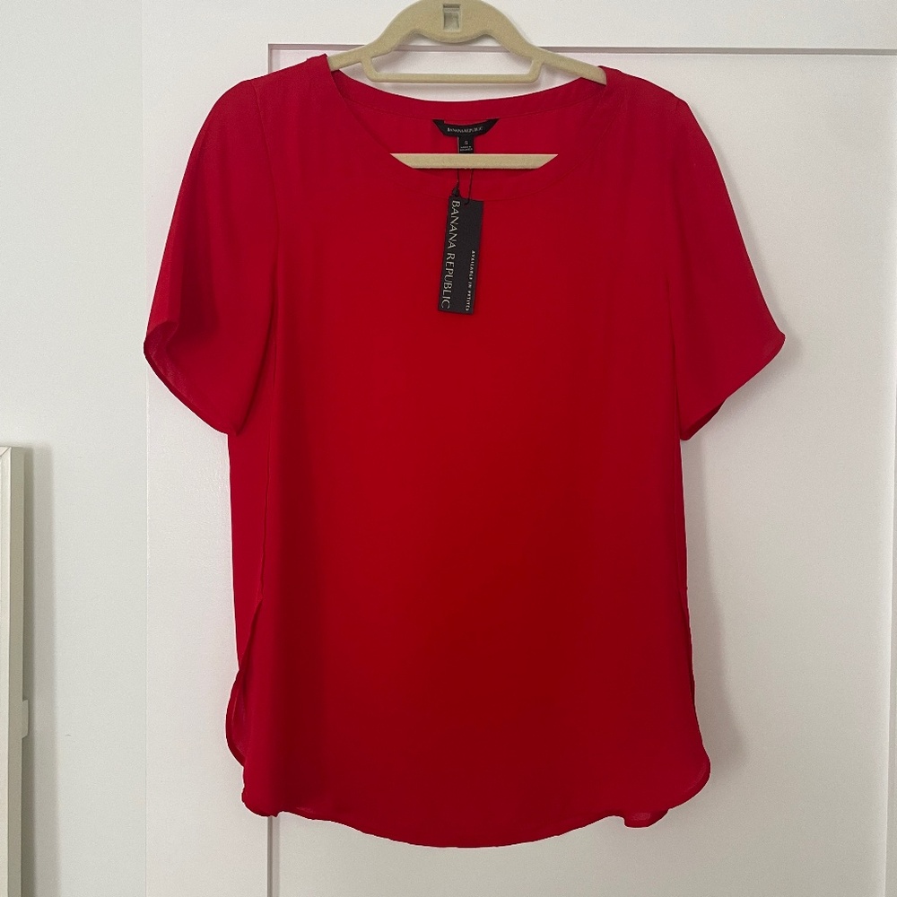 NWT Banana Republic Red Blouse